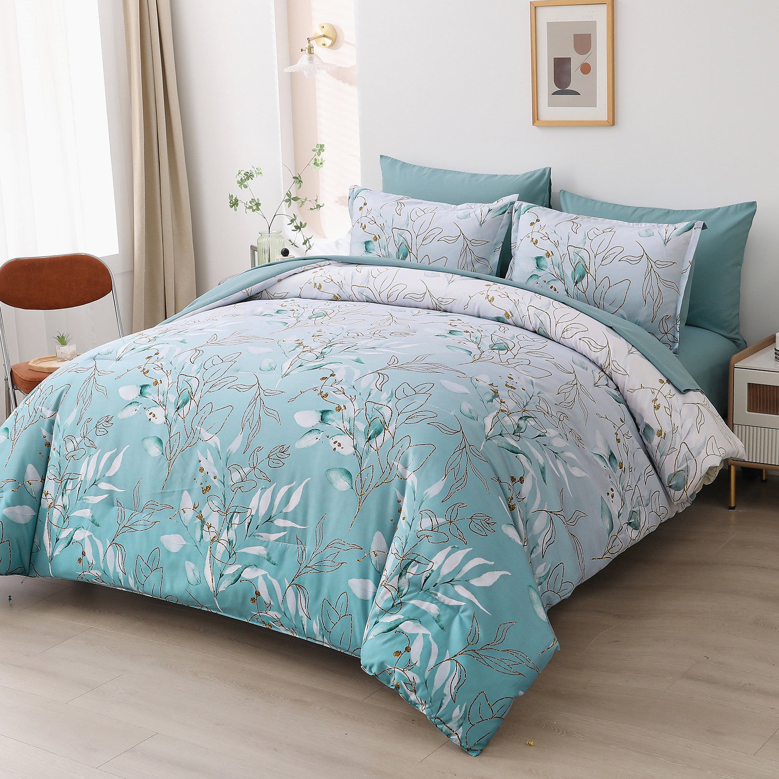 Soft Floral Leaf Comforter Set, King Size, Quilted Cozy Bedding with Pillowcases