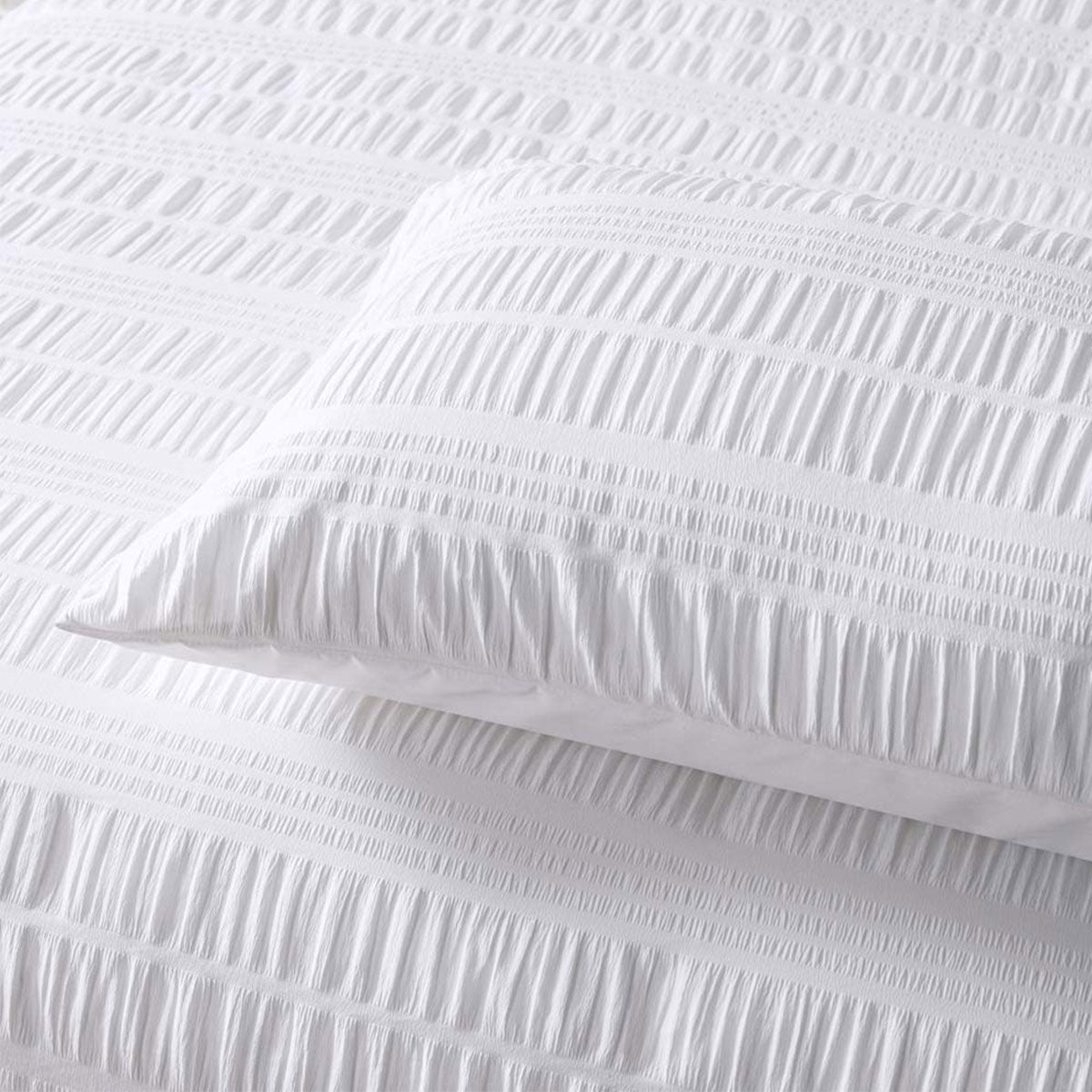 Accessorize Seersucker White Cotton Quilt Cover Set Double - Home & Garden > Bedding - Bedzy Australia