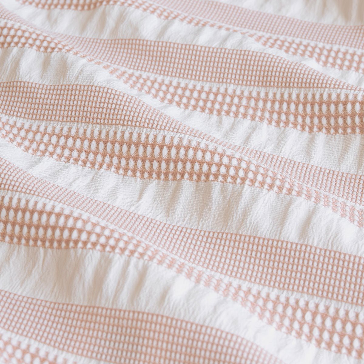 Ardor Cove Rose Dust (Similar to Peach color) Seersucker Waffle Quilt Cover Set Queen - Home & Garden > Bedding - Bedzy Australia