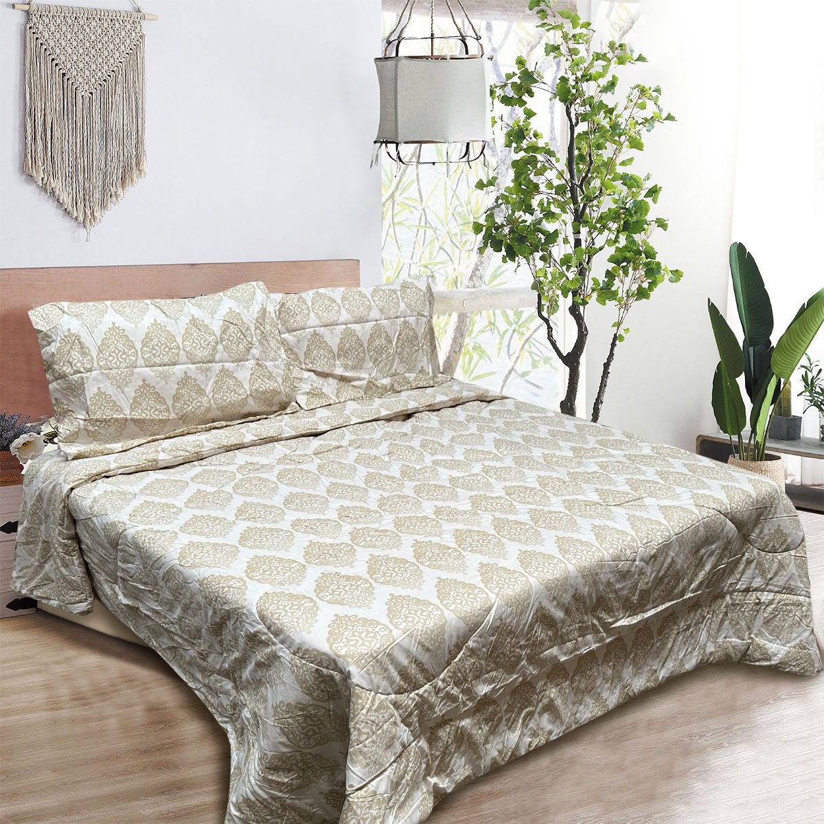 Hotel Living 3 Pce Light Weight Comforter Set Queen/King Ultimo Light Gold - Home & Garden > Bedding - Bedzy Australia