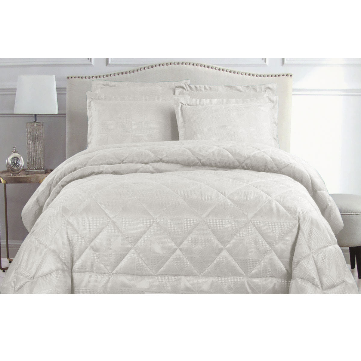 Hotel Living Eli Jacquard Comforter Set Queen White - Home & Garden > Bedding - Bedzy Australia