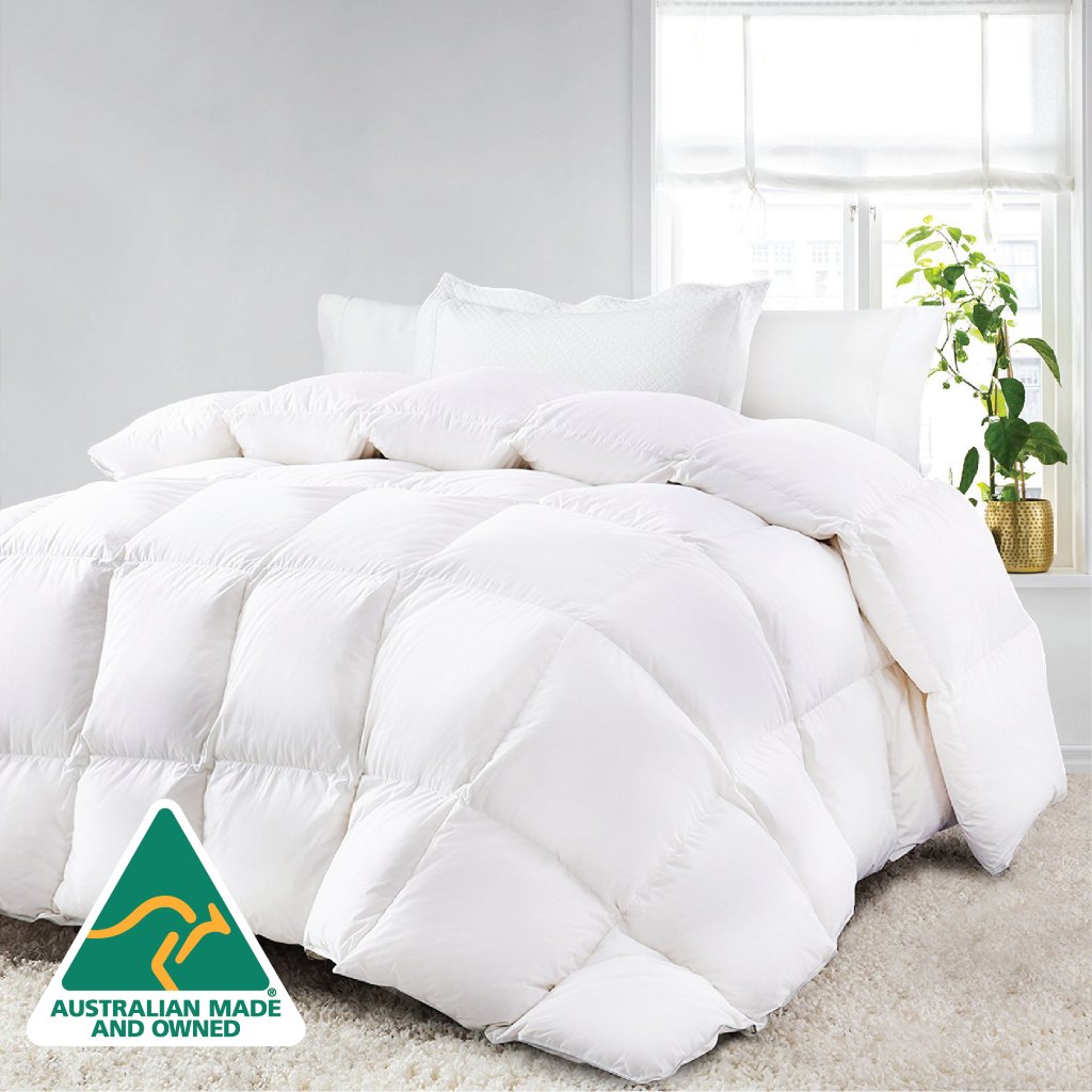 Luxor Ultra Warm Winter Microfibre Quilt 800GSM Double - Home & Garden > Bedding - Bedzy Australia