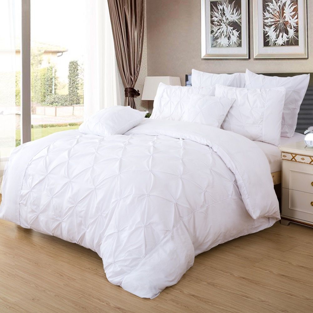 Diamond Pintuck Double Size White Duvet Doona Quilt Cover Set - Home & Garden > Bedding - Bedzy Australia