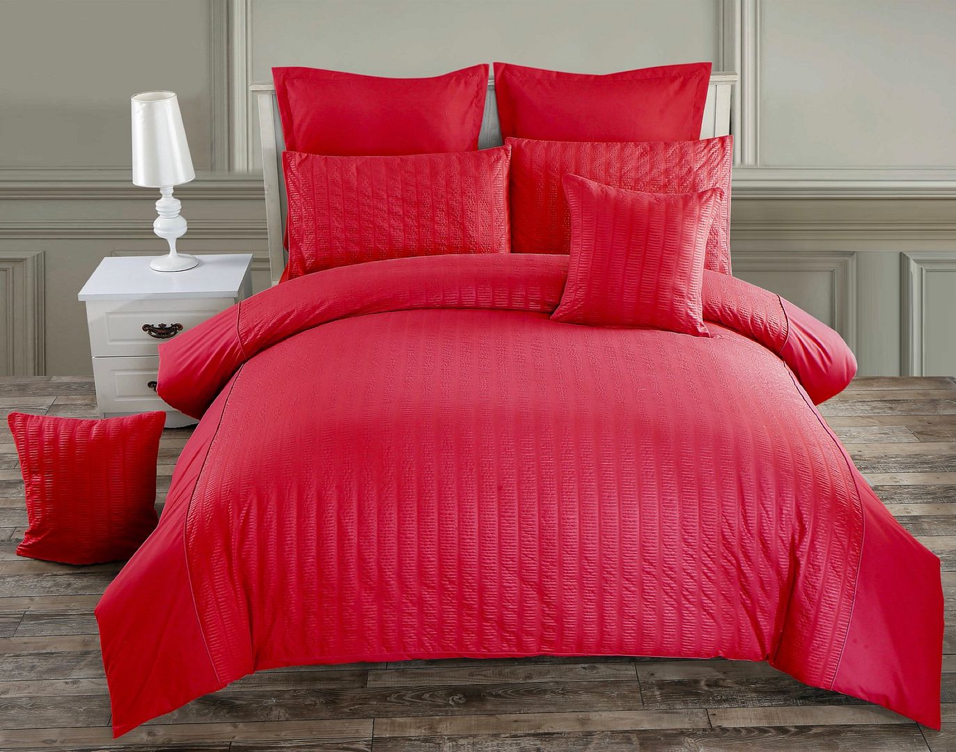 Seersucker Super King Size Quilt/Doona/Duvet Cover Set - Red - Home & Garden > Bedding - Bedzy Australia